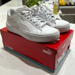 Puma soft foam size 7